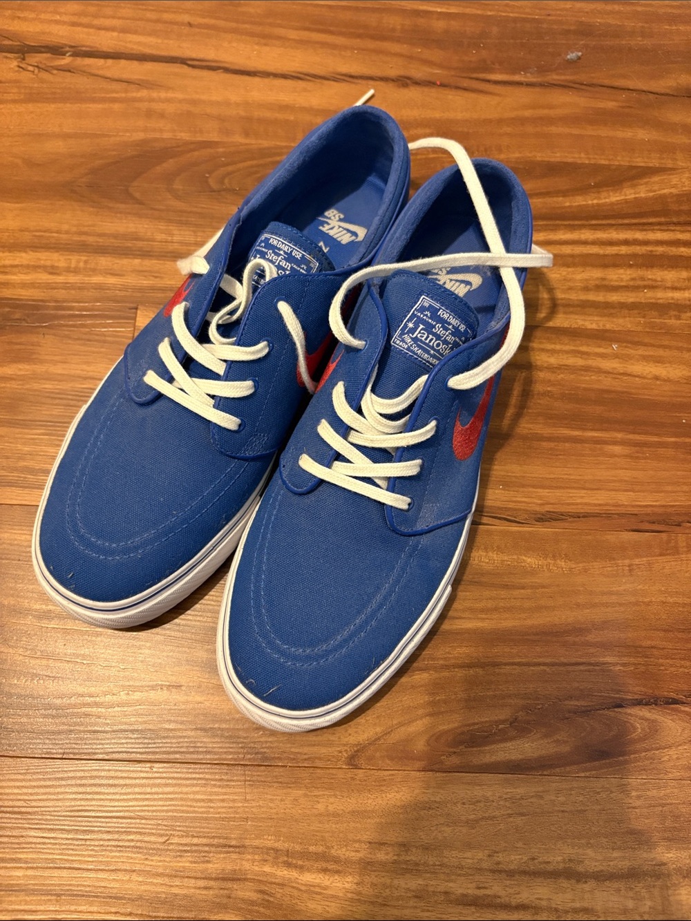 Stefan Janoski for Nike Canvas Sneakers in Blue with Red Swoosh